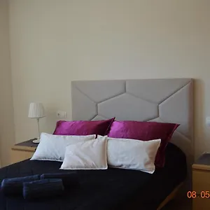  Appartamento Bright, Modern In The Heart Of